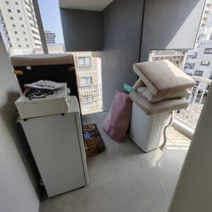鹿児島市荒田の不用品回収で搬出した冷蔵庫、洗濯機、ガスコンロなどの家電や家具